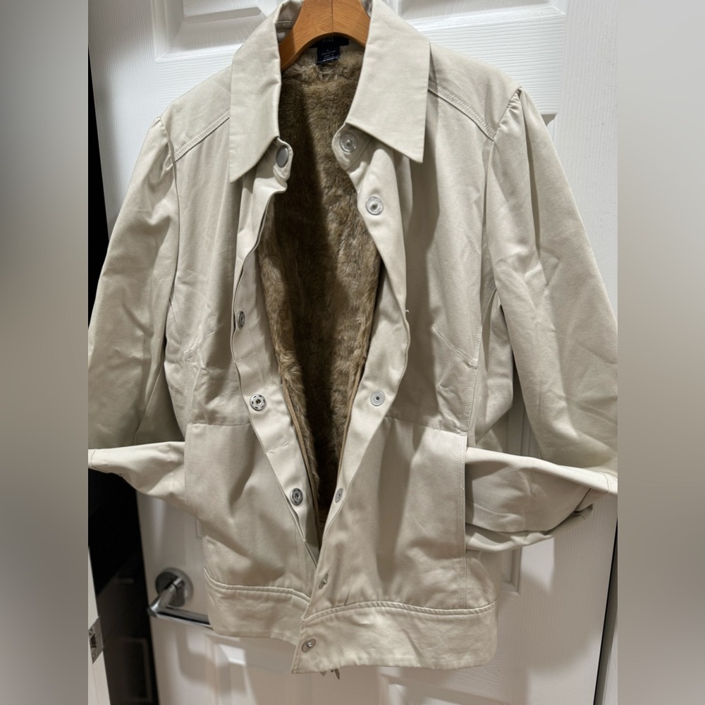 VTG Gap Boyfriends Beige Jacket. Button down removable/reversible faux fur vest